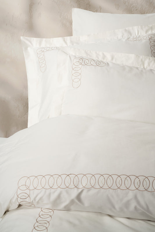 Brode-Besticktes Satin Bettbezug-Set für Doppelbett-Riley Ekru