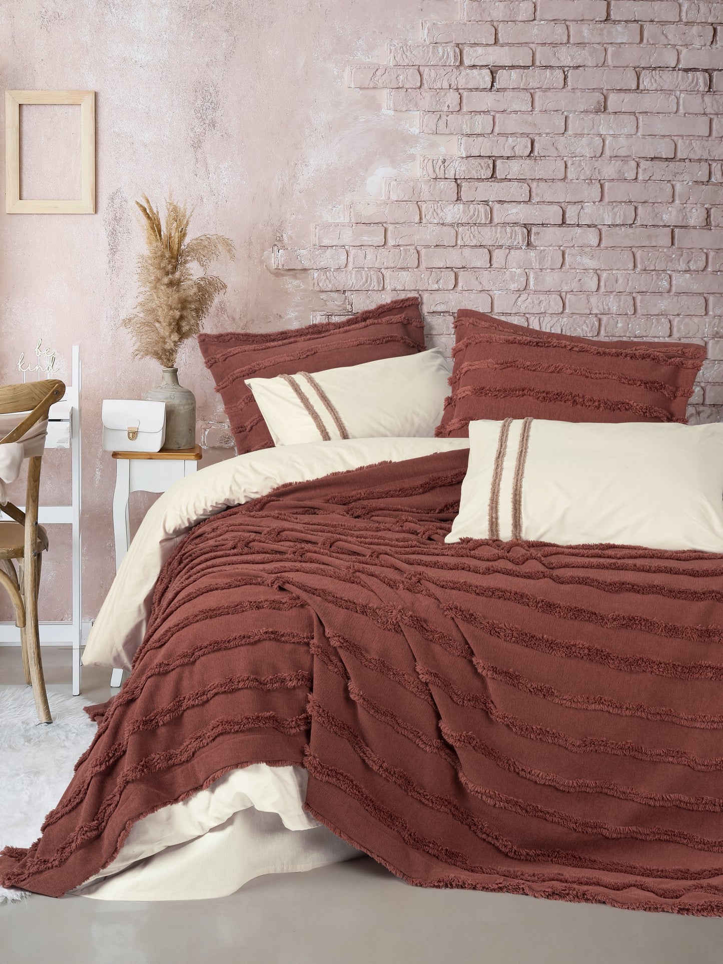 Limi Home – Tagesdecke & Bettwäscheset „Rolf“ für Doppelbett, 8-teilig,Zimtfarben