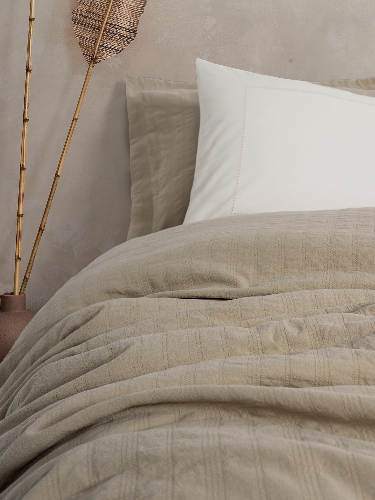 Natura Doppelbett-Tagesdecke / Piqué-Set Vilo Beige