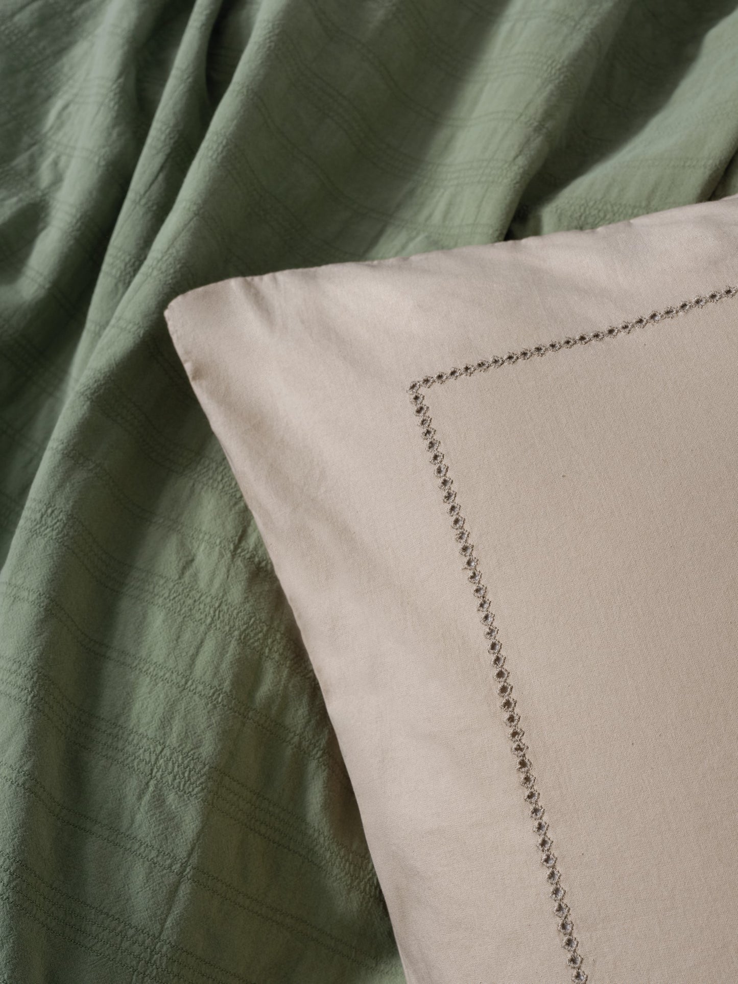 Natura Doppelbett-Tagesdecke / Piqué-Set Vilo Grün
